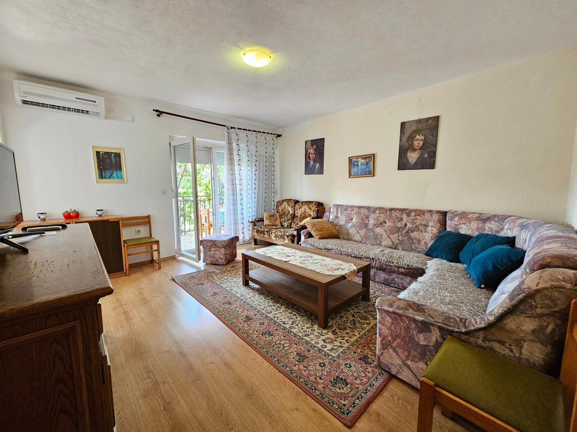 Apartment Ljubica *